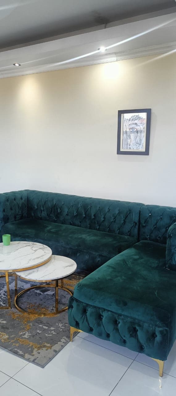 Fine dining restaurant services